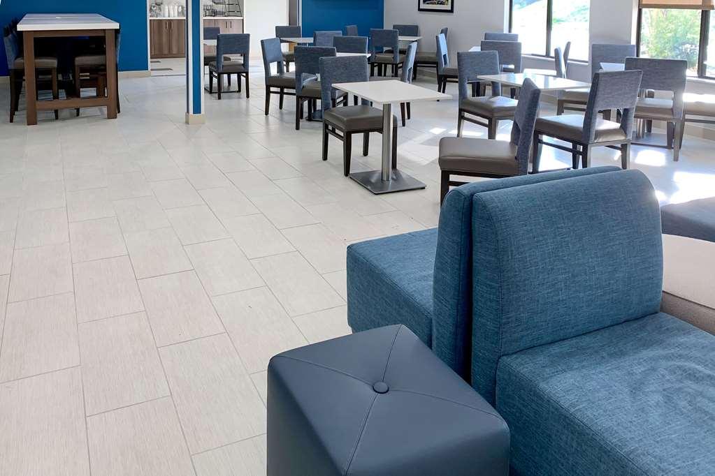 Comfort Inn & Suites Troutville - Roanoke North - Daleville מסעדה תמונה