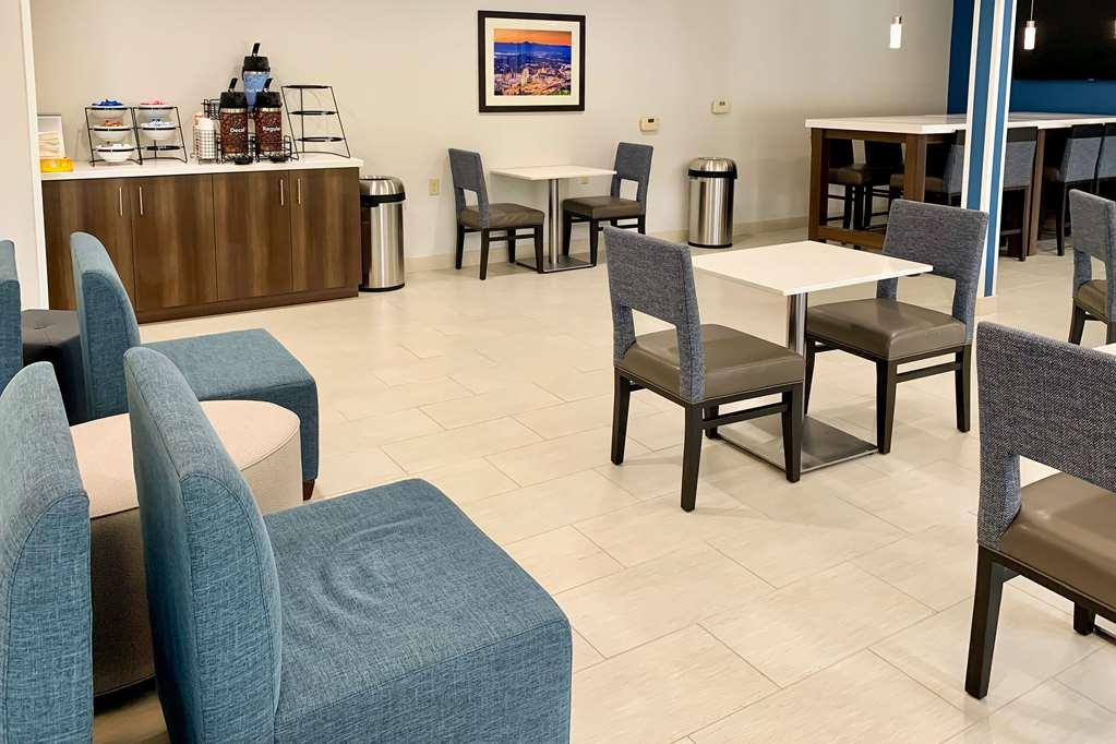 Comfort Inn & Suites Troutville - Roanoke North - Daleville מסעדה תמונה