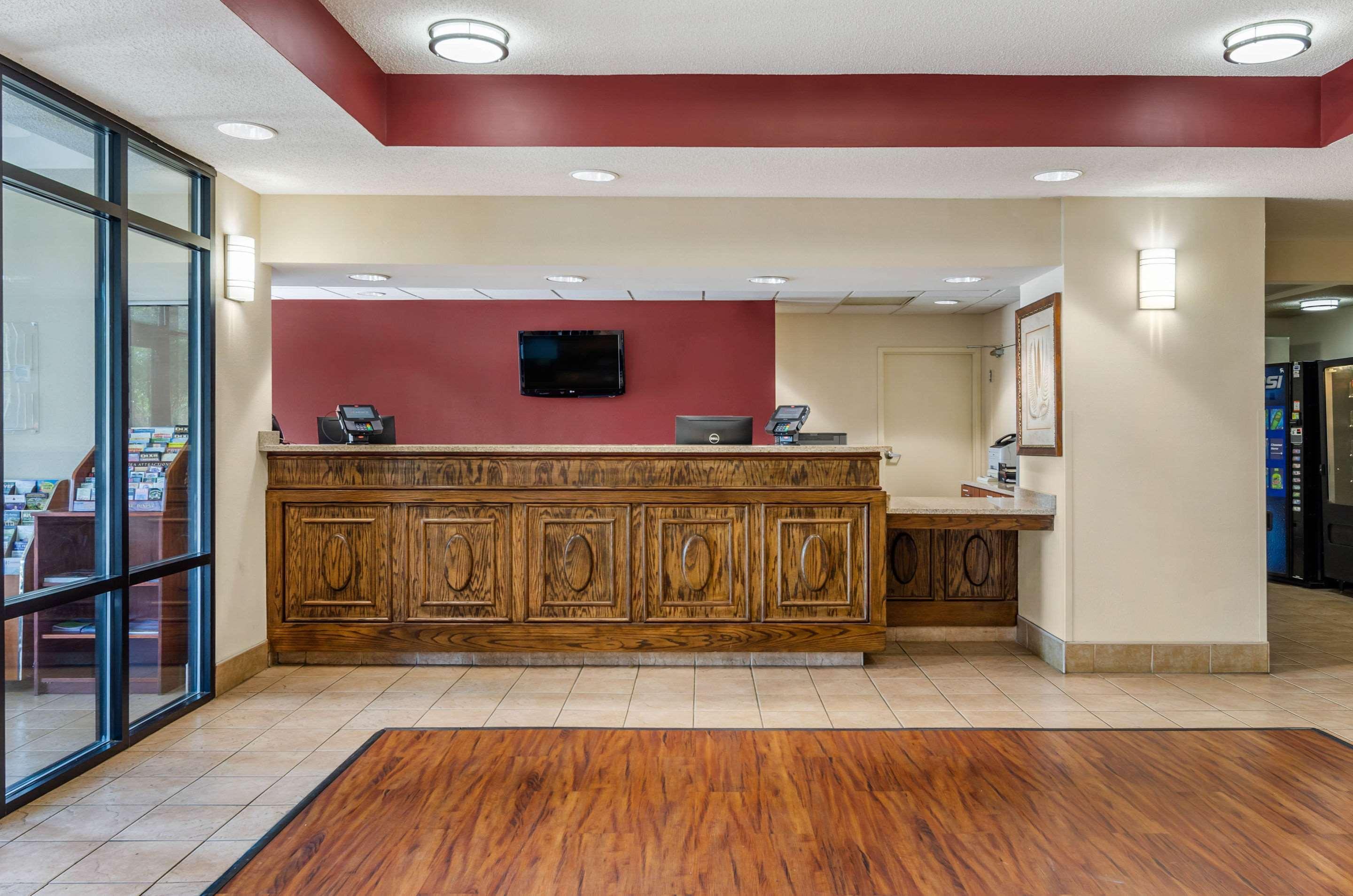 Comfort Inn & Suites Troutville - Roanoke North - Daleville מראה חיצוני תמונה