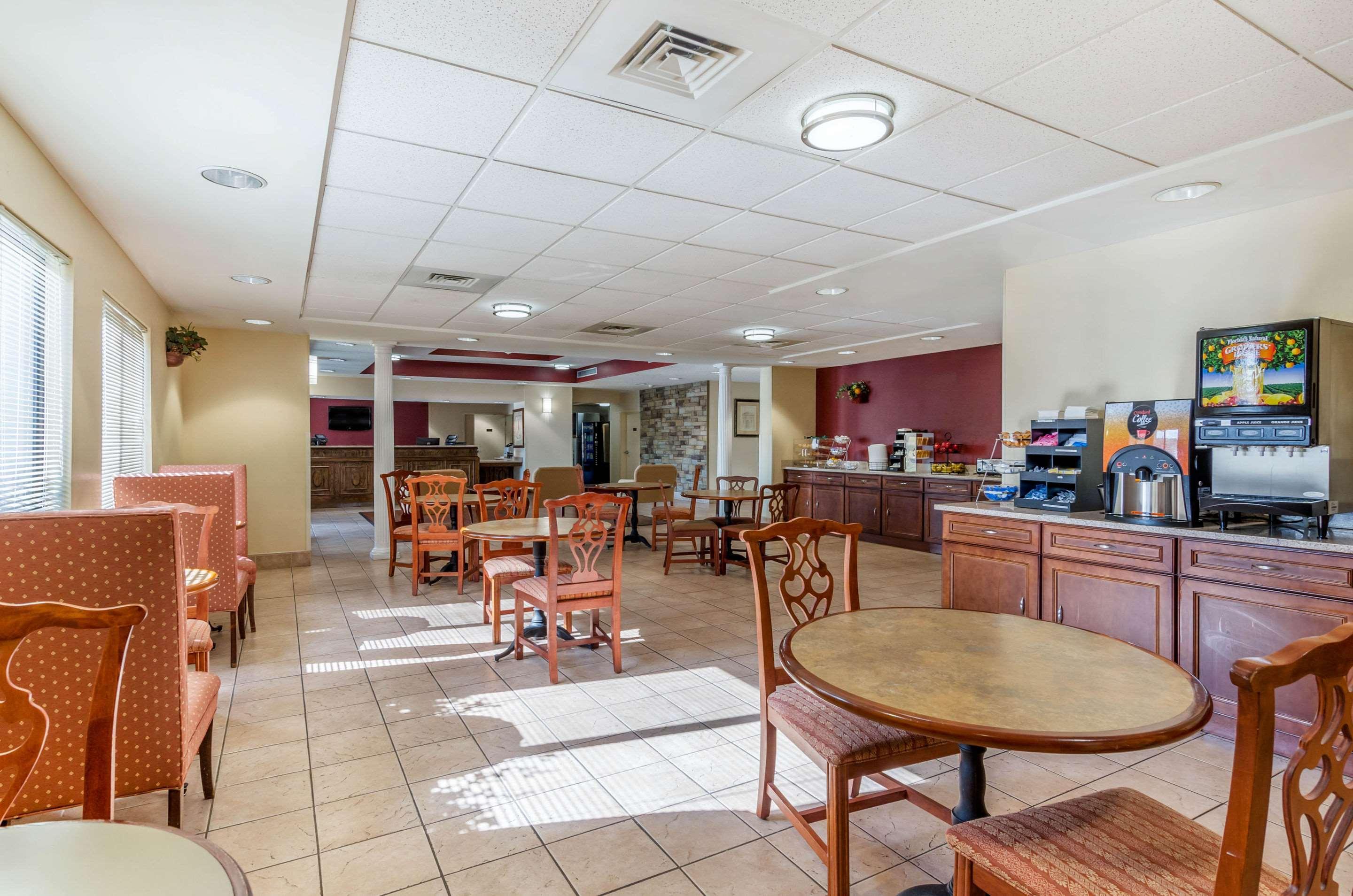 Comfort Inn & Suites Troutville - Roanoke North - Daleville מראה חיצוני תמונה