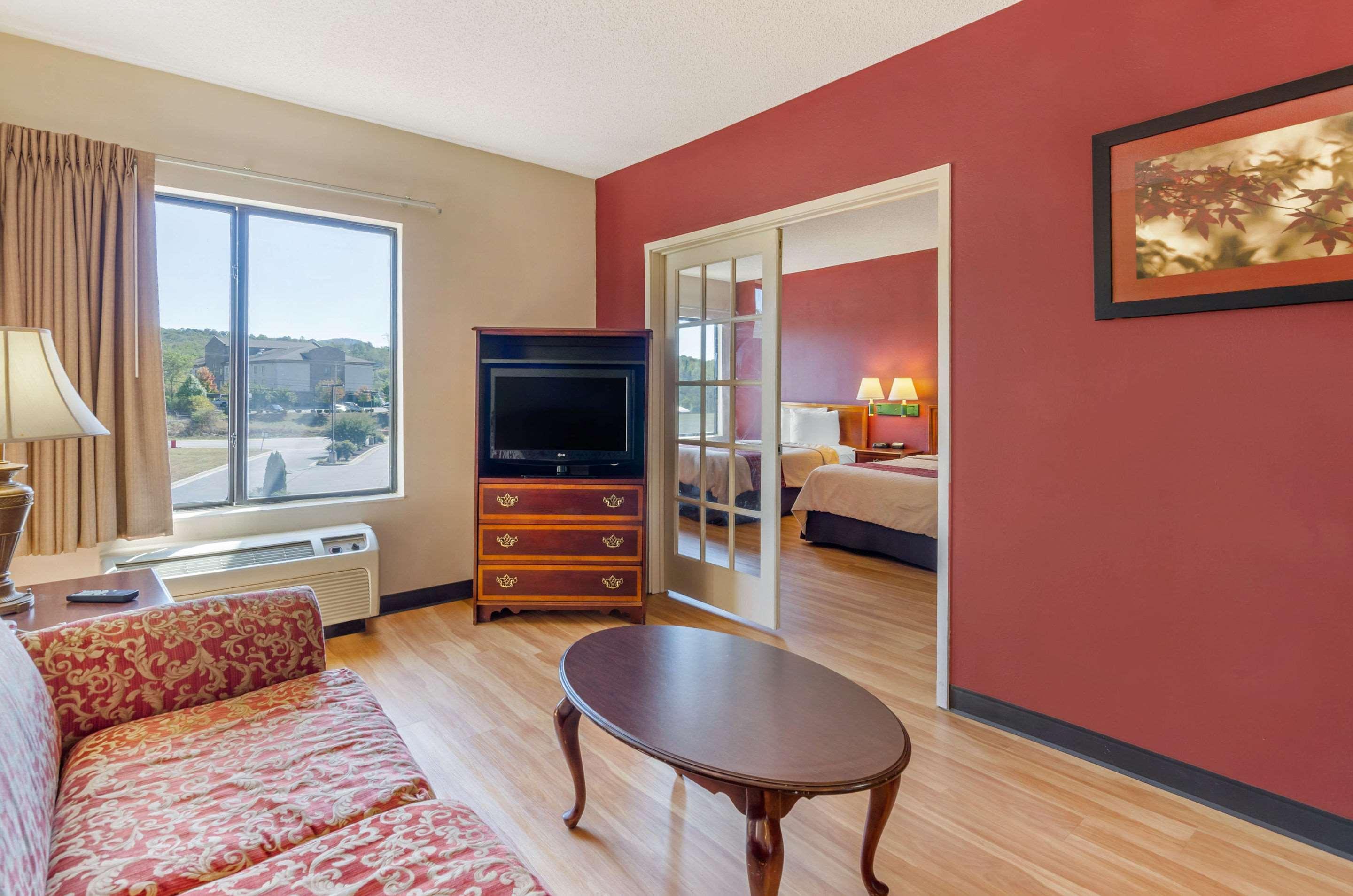 Comfort Inn & Suites Troutville - Roanoke North - Daleville מראה חיצוני תמונה