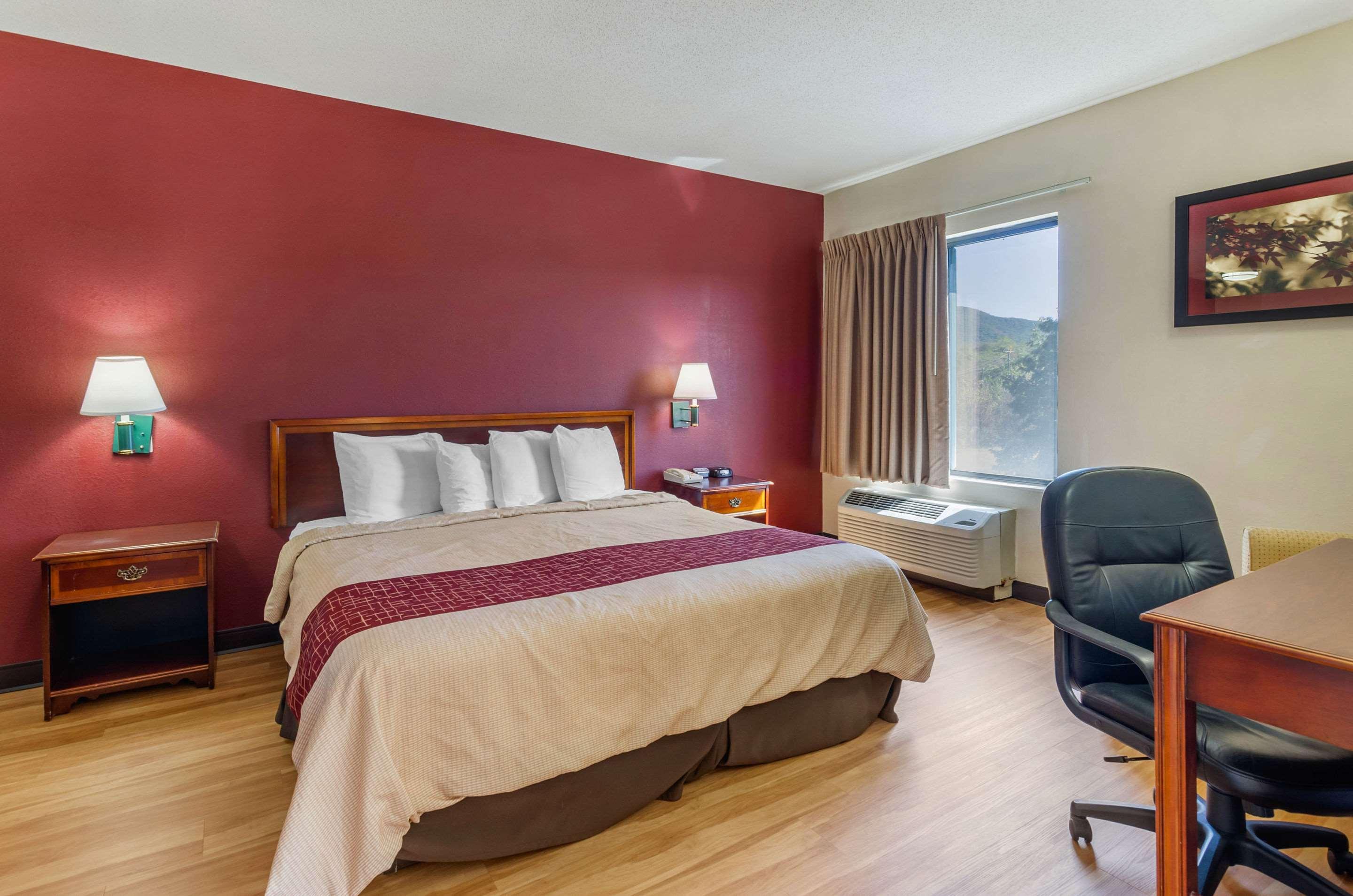 Comfort Inn & Suites Troutville - Roanoke North - Daleville מראה חיצוני תמונה