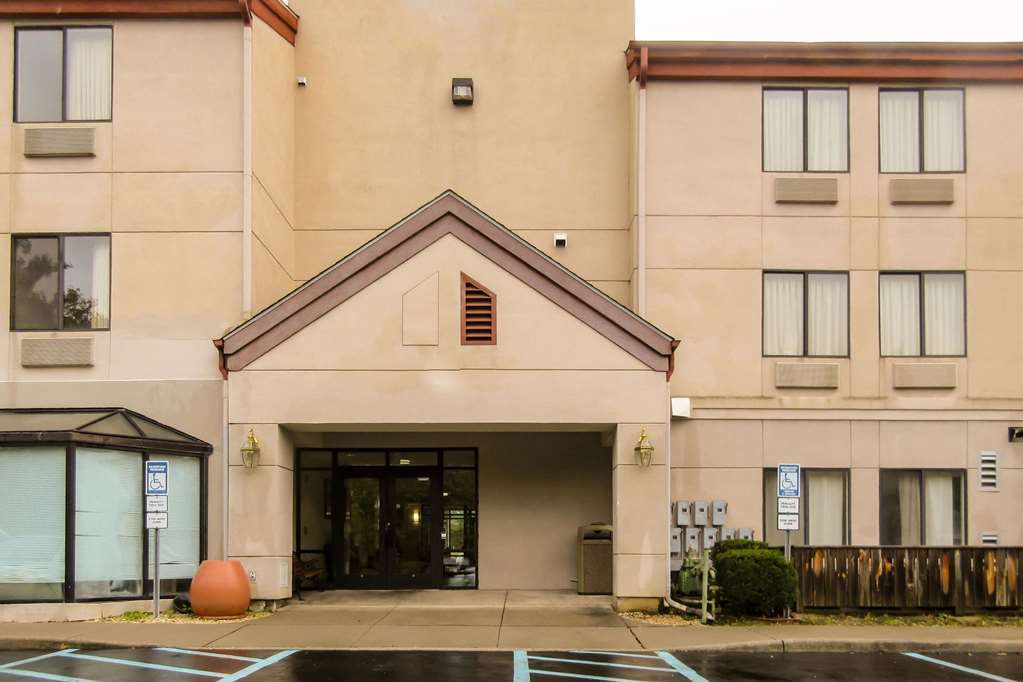 Comfort Inn & Suites Troutville - Roanoke North - Daleville מראה חיצוני תמונה